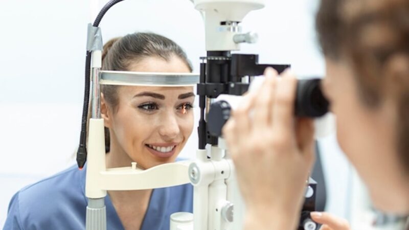 Advanced Vision Solutions in London: Choose the Right Care for Your Eyes