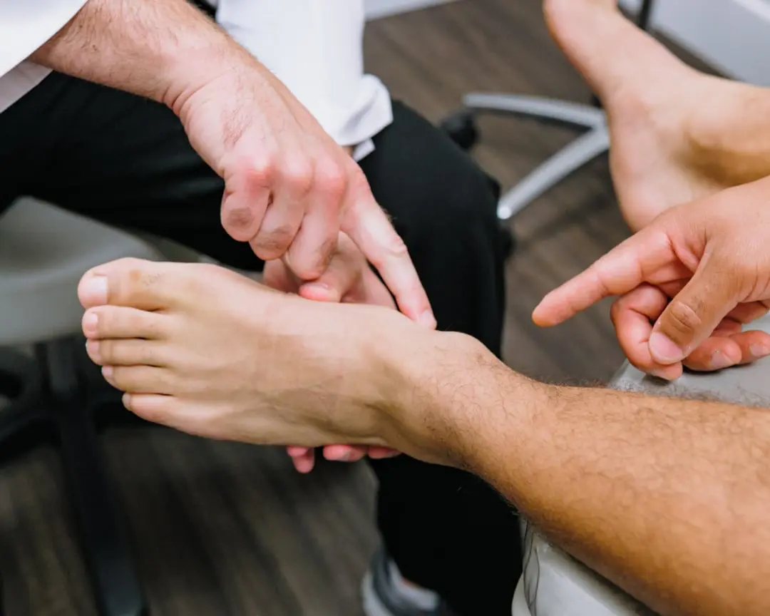 Know About Comprehensive Services Offered at Foot and Ankle Clinics 