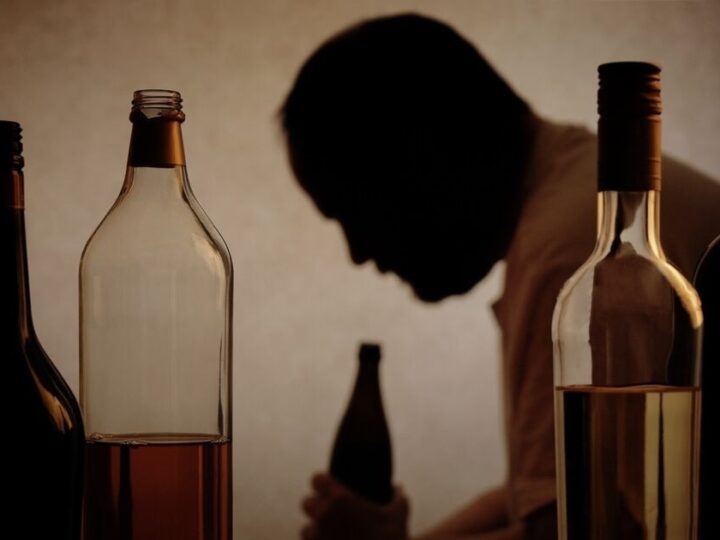 Alcohol Addiction Symptoms: Recognizing the Signs and Seeking Help