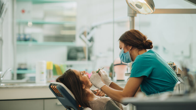 Everything You Need To Know About Professional Teeth Cleanings